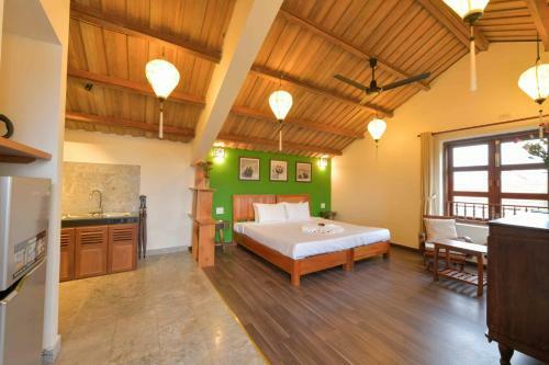 An Bang Beach Villa