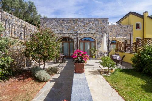 Hotel Appartamenti Antico Frantoio Doria Resort