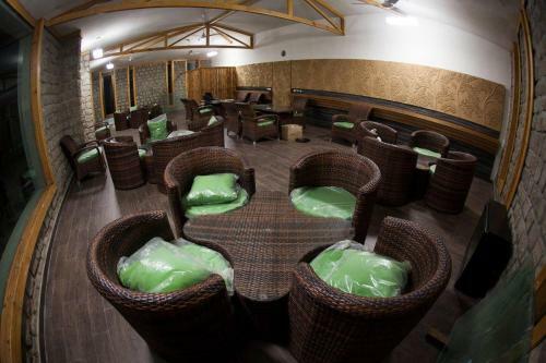 Hotel Hummingbird Resort