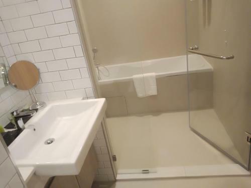 Oakwood Hotel And Residence Sri Racha