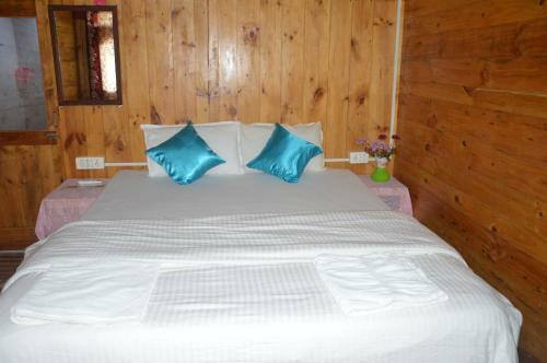 Hotel Omkar Beach Bungalow