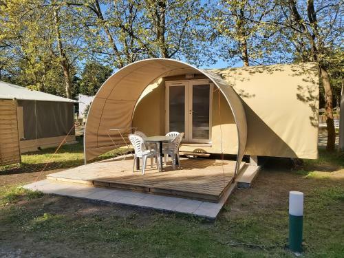 Camping Les Maraises