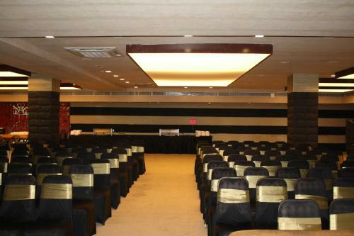 Hotel Tribecca Select Ahmedabad