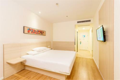 Hanting Hotel Tianjin Airport Yansha