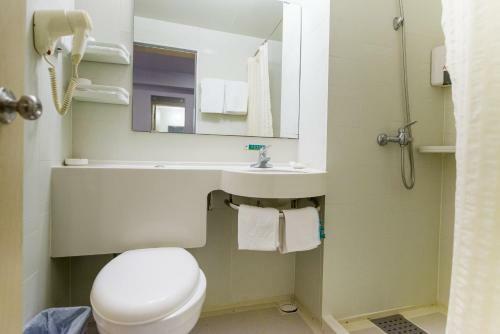 Hotel Jinjiang Inn Qingdao Development Zone Middle Jiangshan Road
