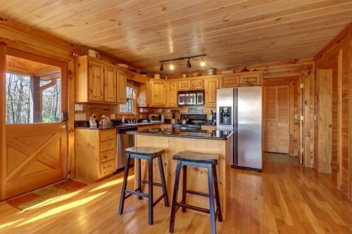 Jacob's Ridge Hideaway