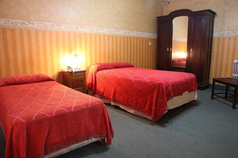 Hotel Reina