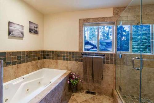 Cottonwood Place Vacation Home