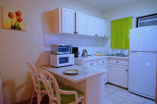 Aruba Quality Apartments & Suites