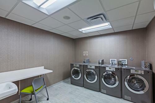 Hotel Springhill Suites By Marriott Tulsa At Tulsa Hills