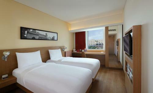 Hotel Ibis Hyderabad Hitec City