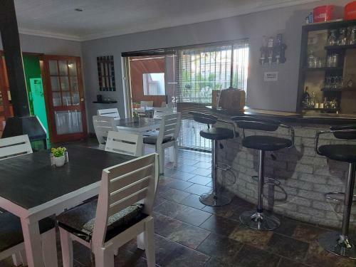 Hostal Villa Mariss Guesthouse