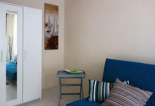 Vivid Rozsa Apartment