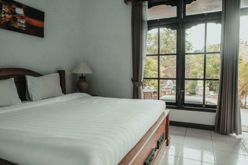 Hotel Sekar Arum Riverside Resort