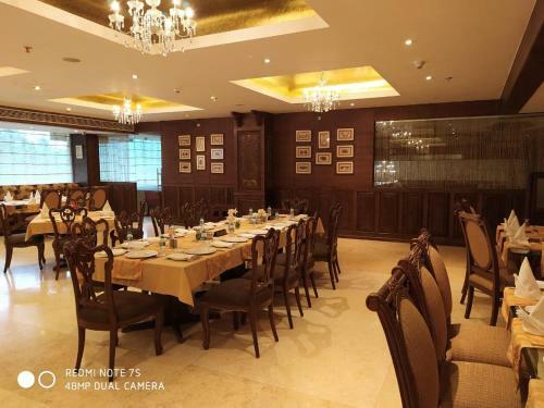 Hotel Baba Resorts Dharampur (Kasauli)