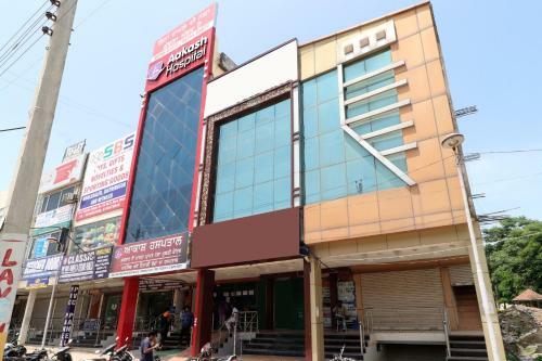 Oyo 16462 Hotel Fb