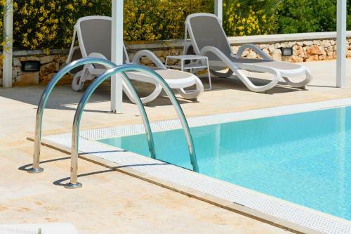 Charming Villas With Pool In Valle D'itria