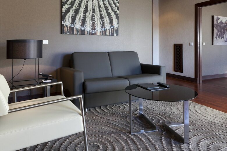 Hotel AC Palacio de Santa Ana By Marriott
