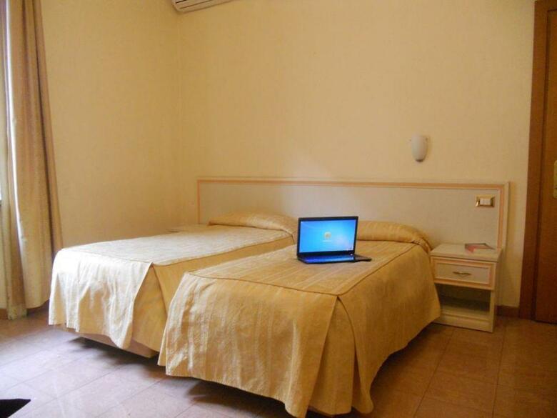 Hotel Adler