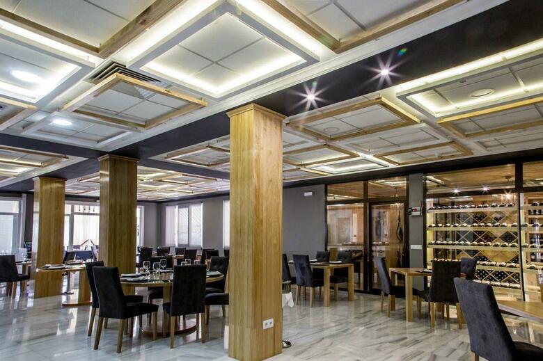 Hotel Abacer�a