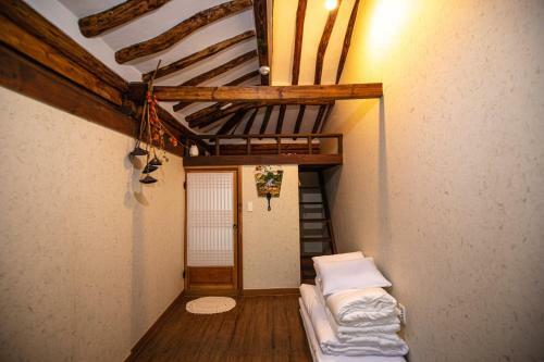 Hostal Jeonju Ong-gi Jong-gi