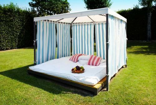 Bastia Villa Sleeps 11