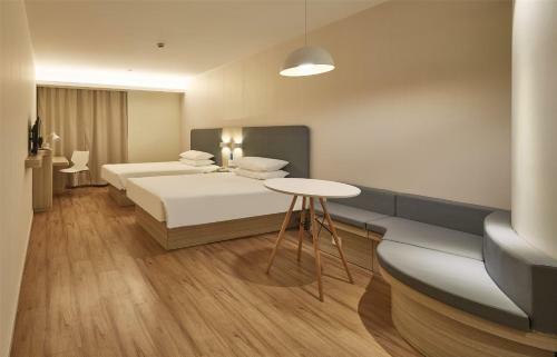 Hanting Hotel Jining Sishui