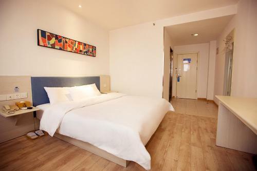 Hotel Hanting Express Nanyang Xixia County