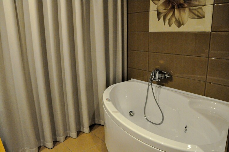 Rapos Resort Hotel