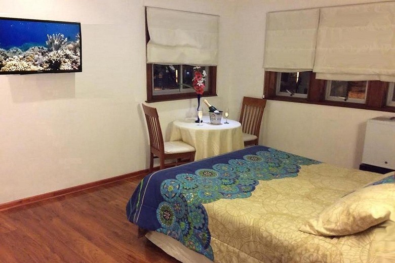 Nubes Hotel