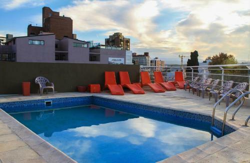 Hotel Canton De Las Sierras