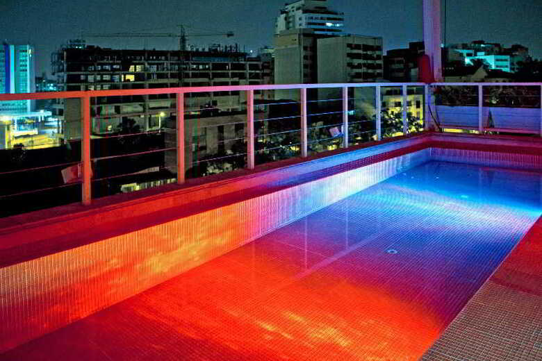 Now Hotel