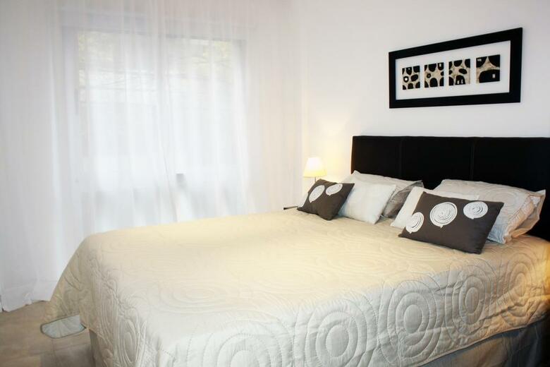 Apartamentos Arenales Suites