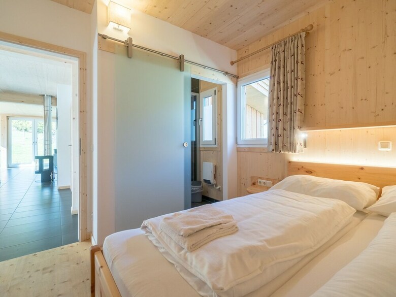 Luxurious Chalet In Sankt Georgen Ob Murau With Jacuzzi