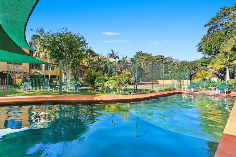 Byron Links Apartments