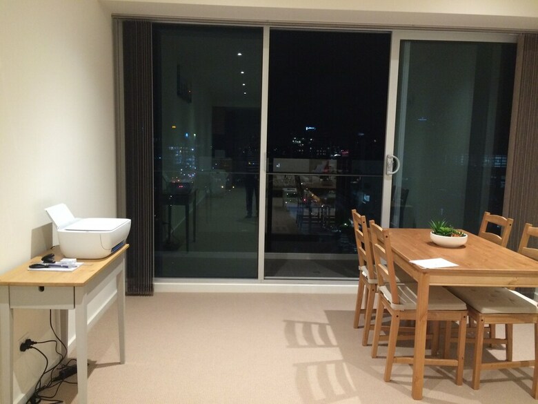 Aparthotel Luxurious Apartments Near City