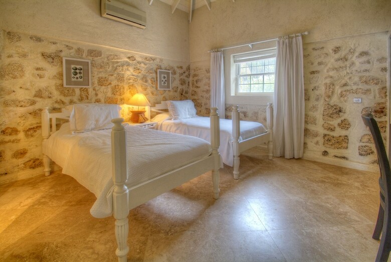 Hotel Little Good Harbour