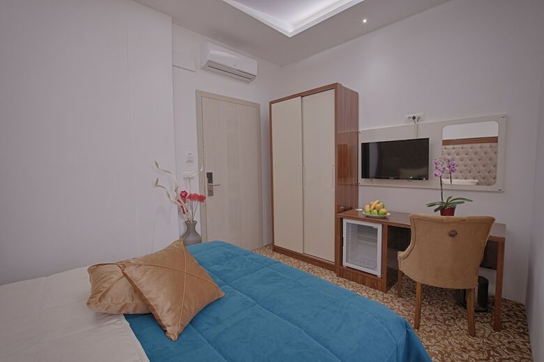New Hotel