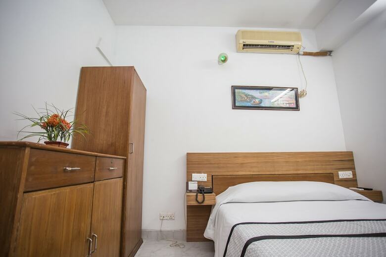 Aparthotel Sel Nibash Hotel & Serviced Apartments