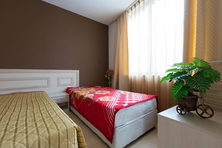 Aparthotel Studio With Balcony & Pool View