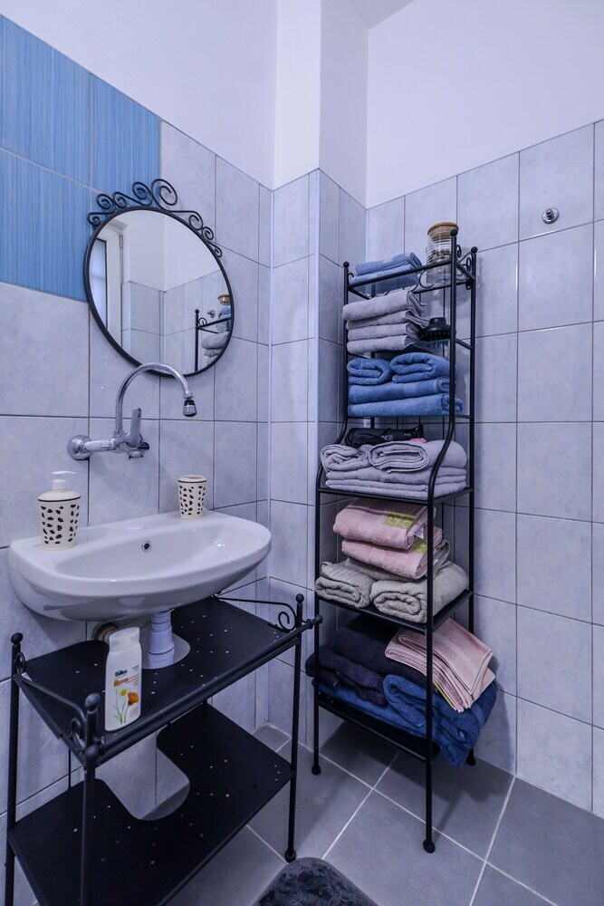 Fm Deluxe 2-bdr Apartment - La La Land