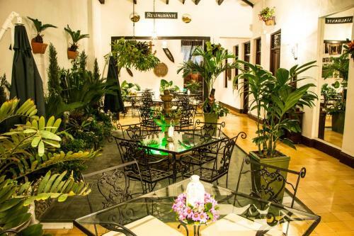Hotel Port�n De Granada
