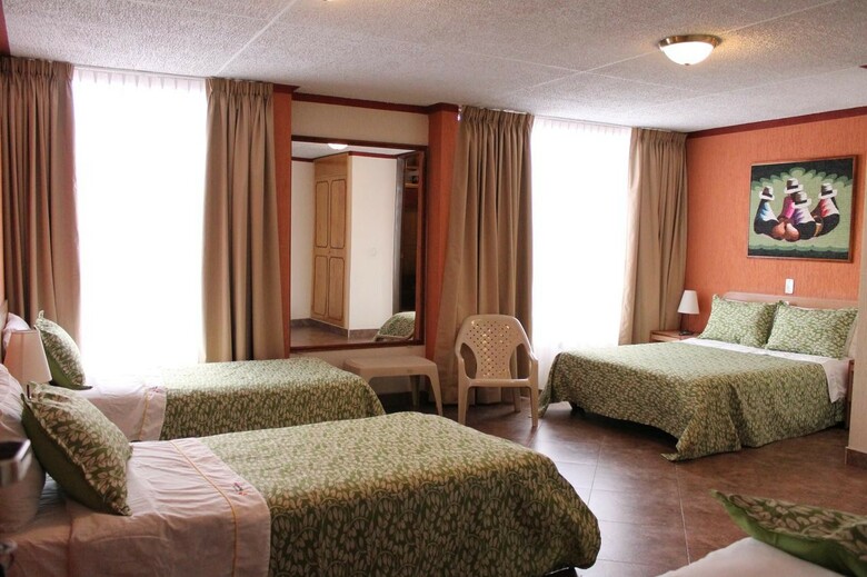 Hotel Galer�as Inn