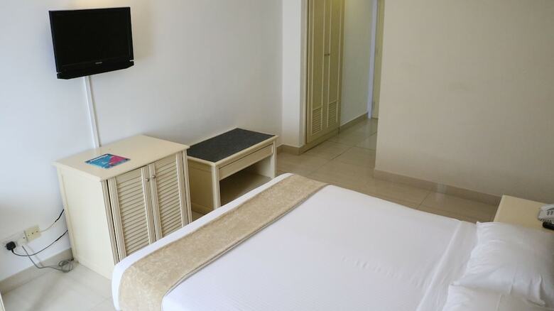Legallery Suites Hotel