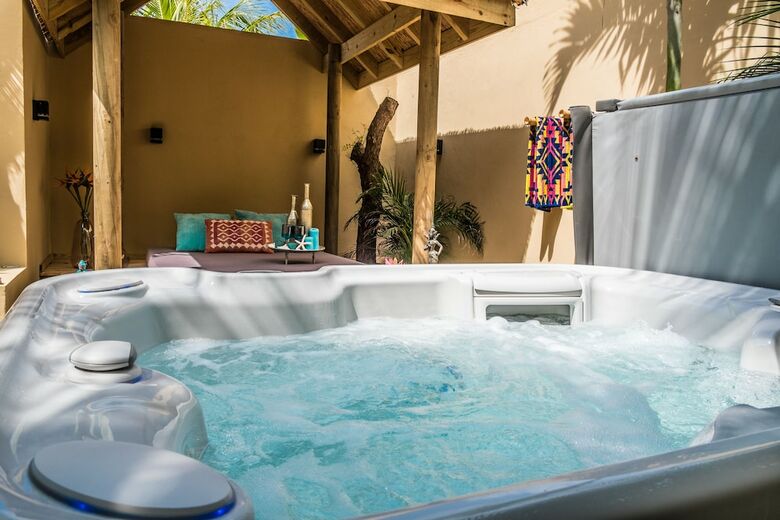 Hotel Bamboo Bonaire Boutique Resort