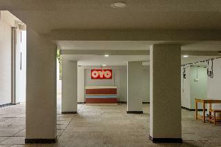 Hotel Oyo 737 Kamar Keluarga Mahkota 8