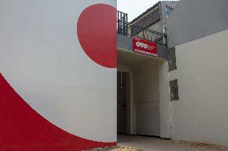 Hotel Oyo 737 Kamar Keluarga Mahkota 8