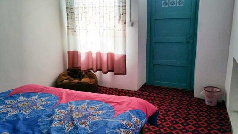 Hostal Turpan Dap Youth Hostel