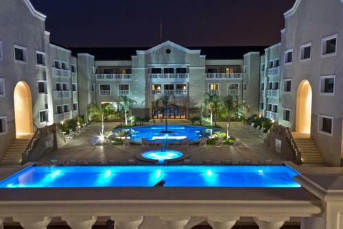 Howard Johnson Hotel & Casino