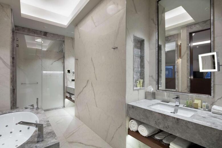 Hotel Doubletree By Hilton Skopje
